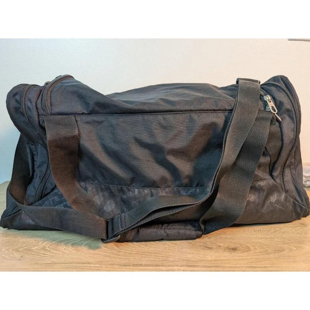 Nike Brasilia Duffel Bag - Black - Size Medium Faded Distressed Sports Training